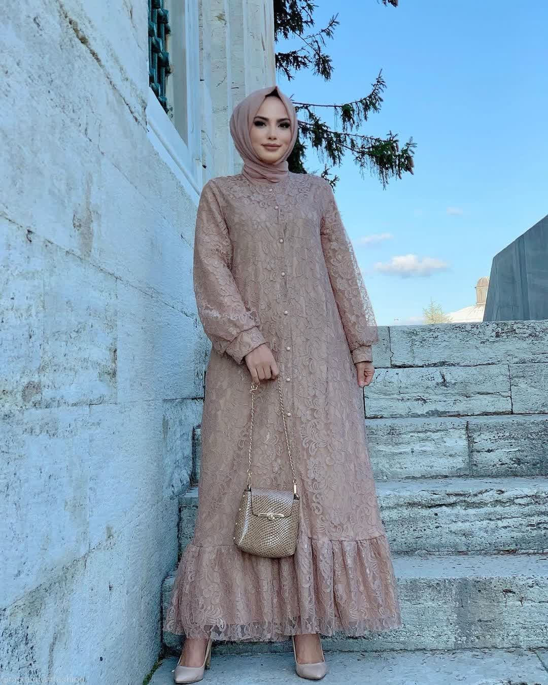 Lace dress