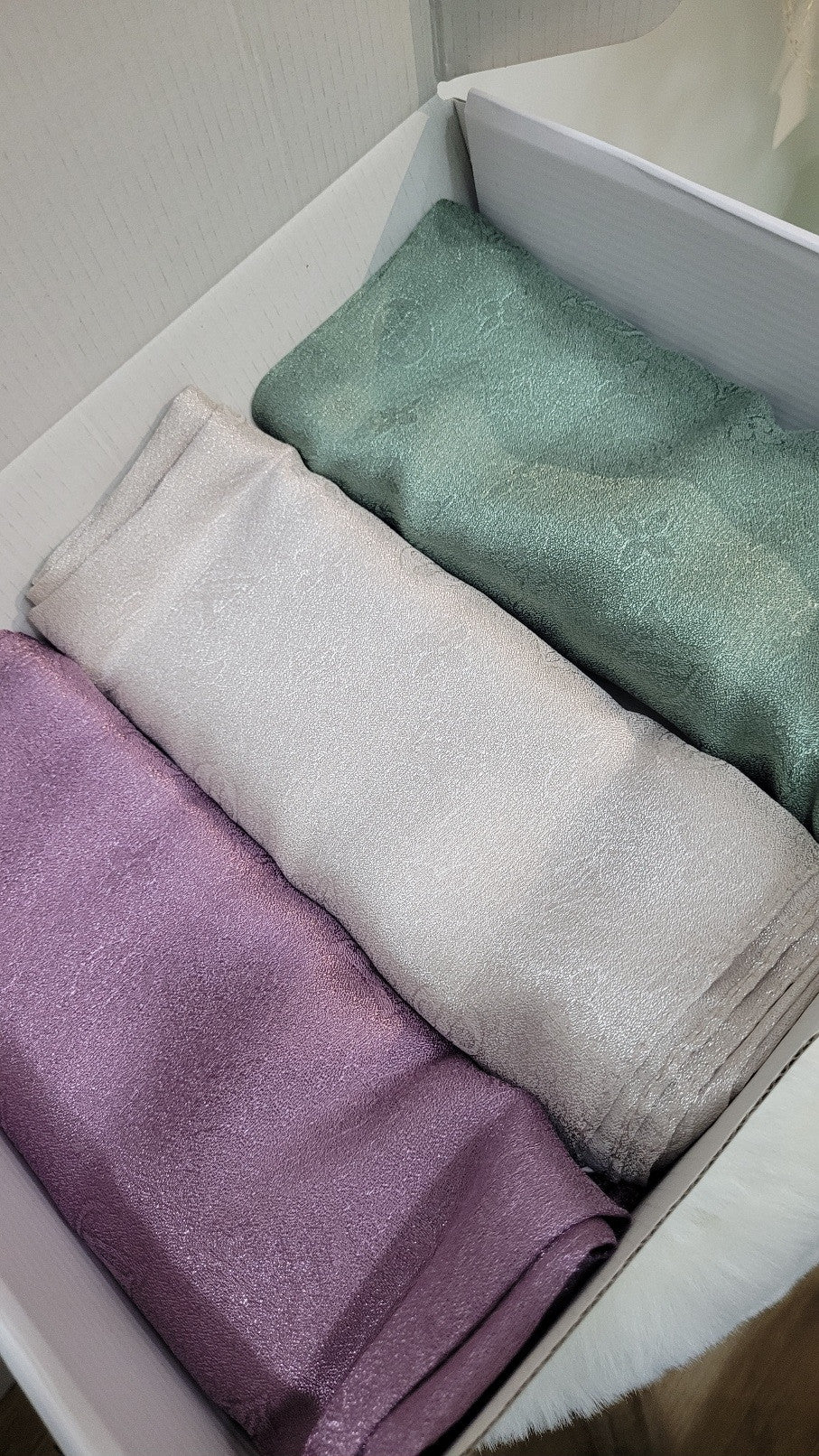 Box Foulard Carré