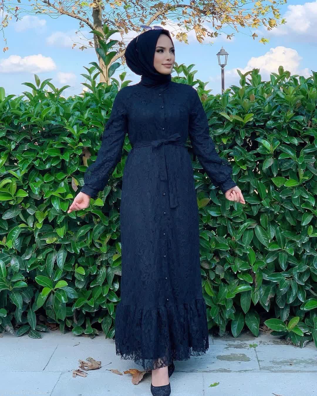 Lace dress