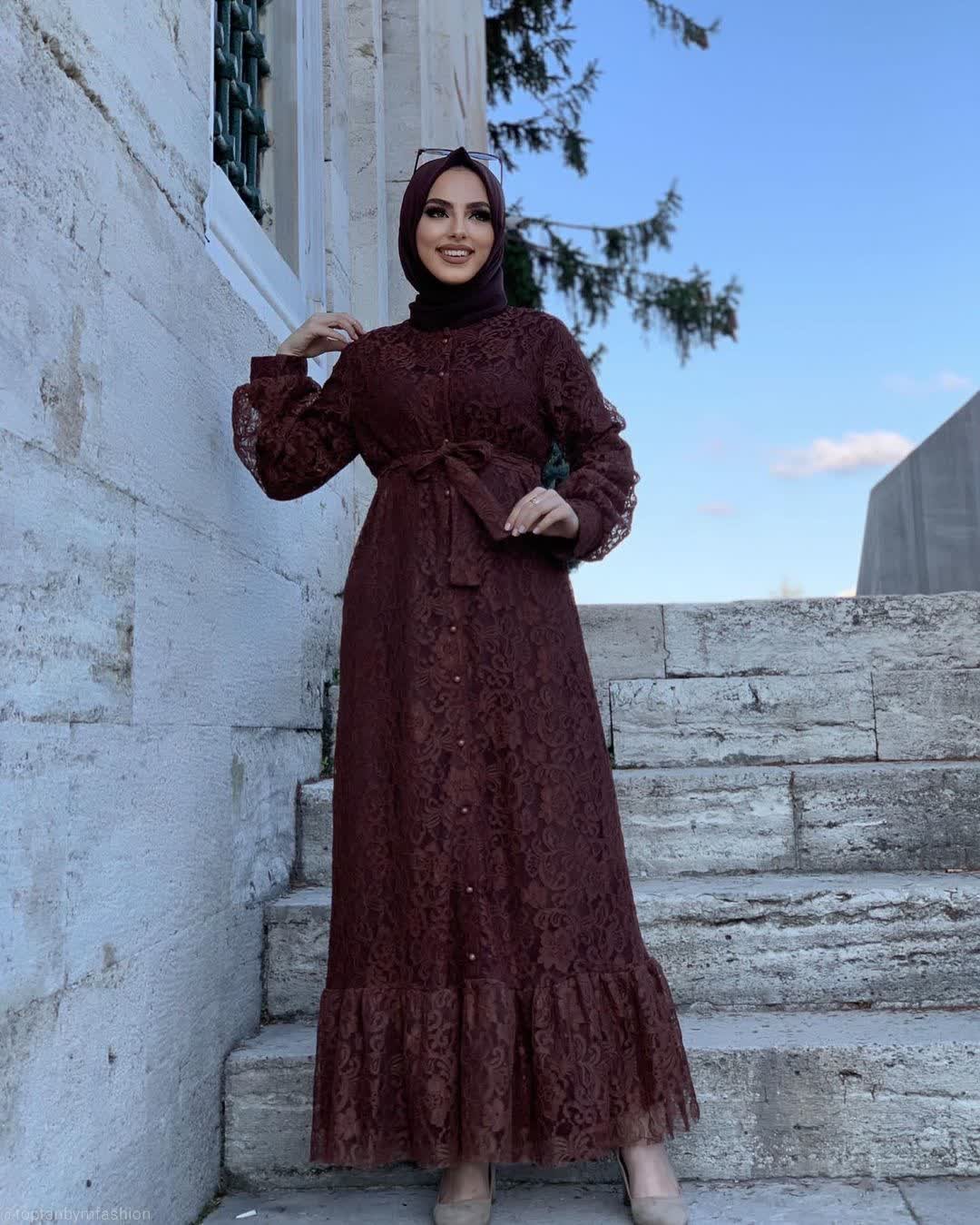 Lace dress