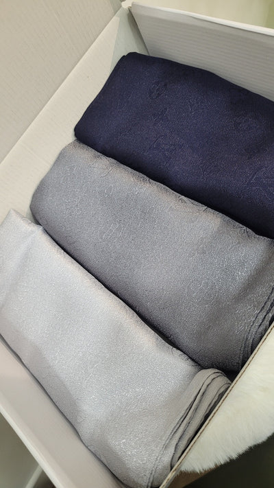 Square scarf box