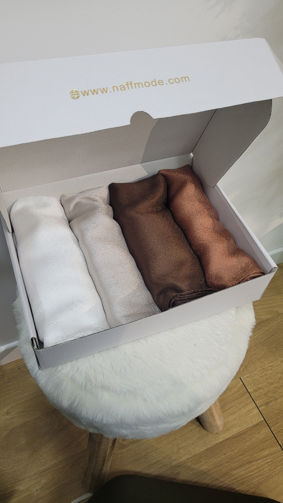 Square scarf box