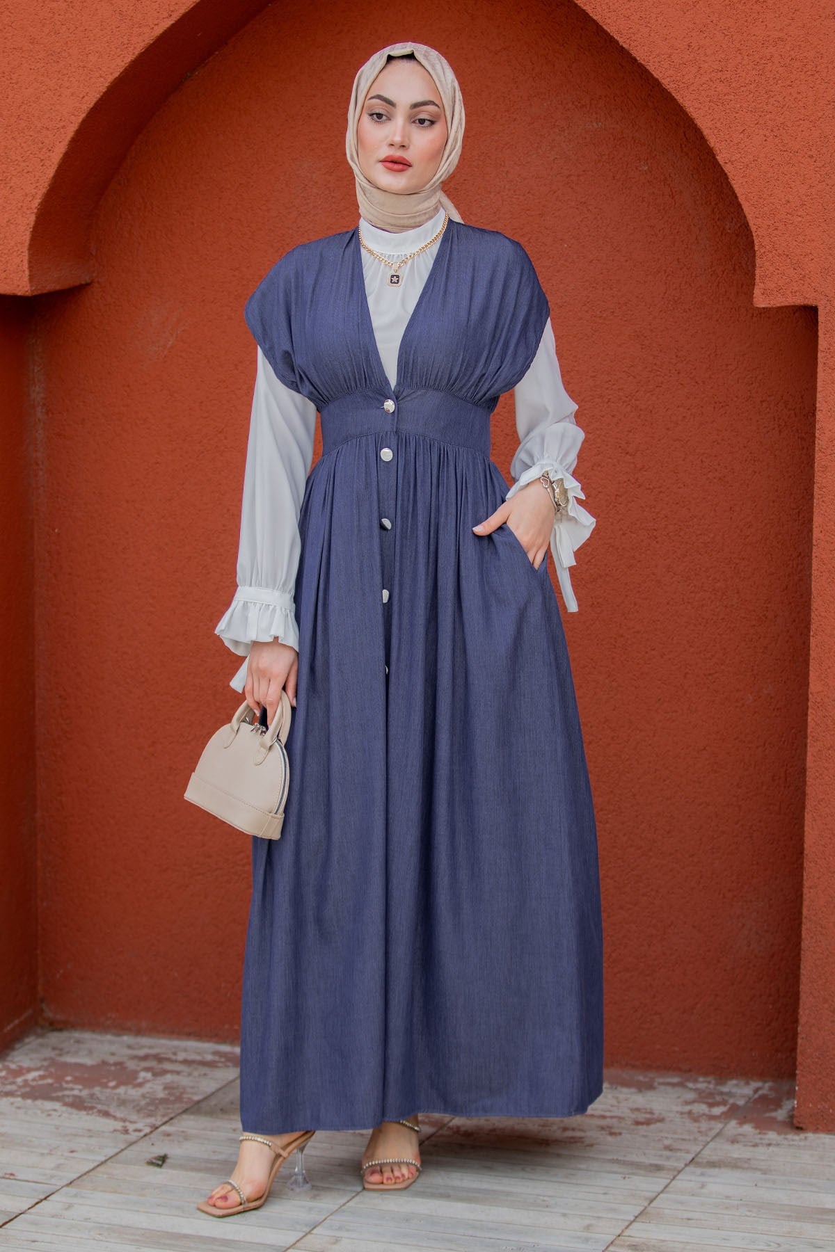 Robe Nilay
