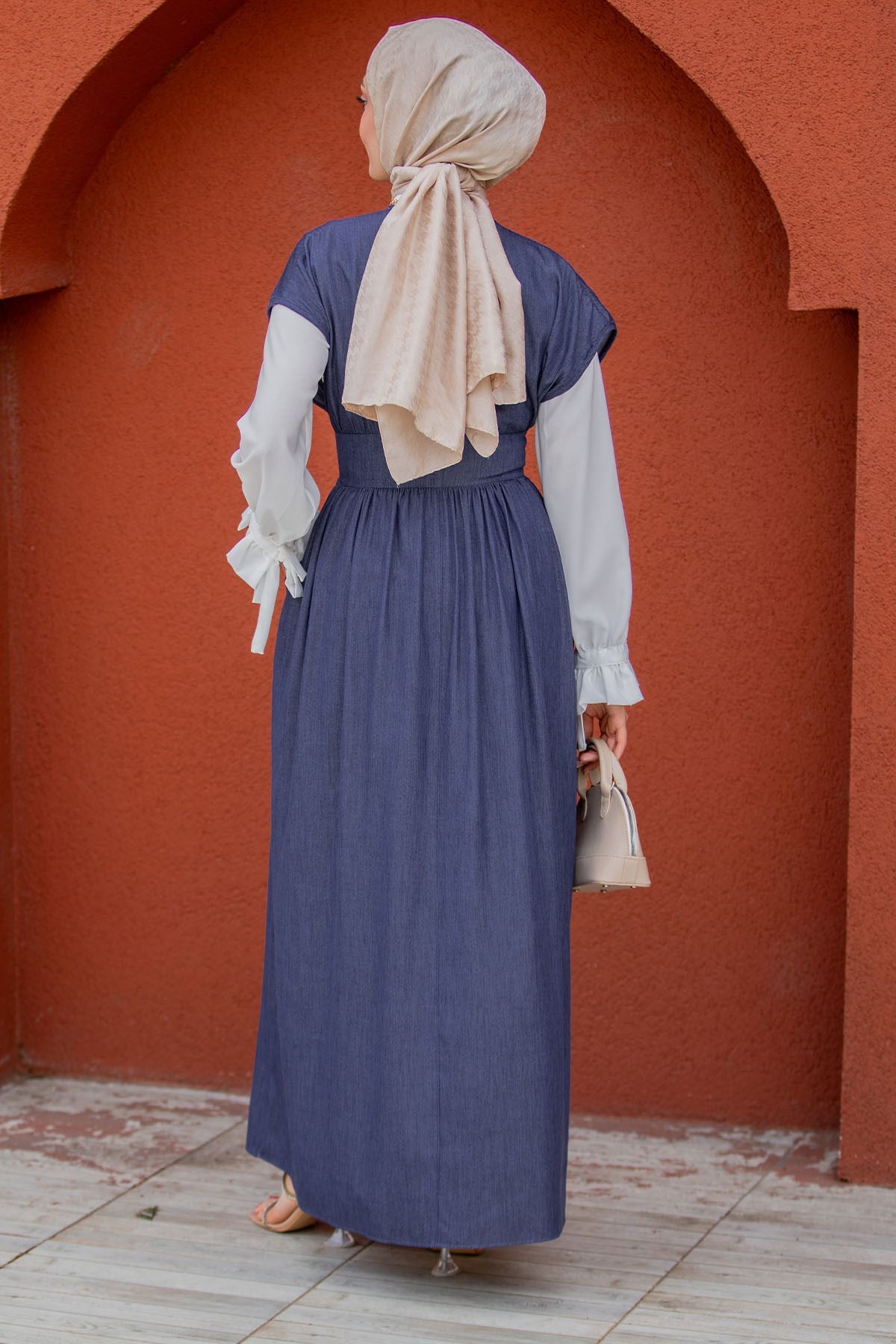 Robe Nilay