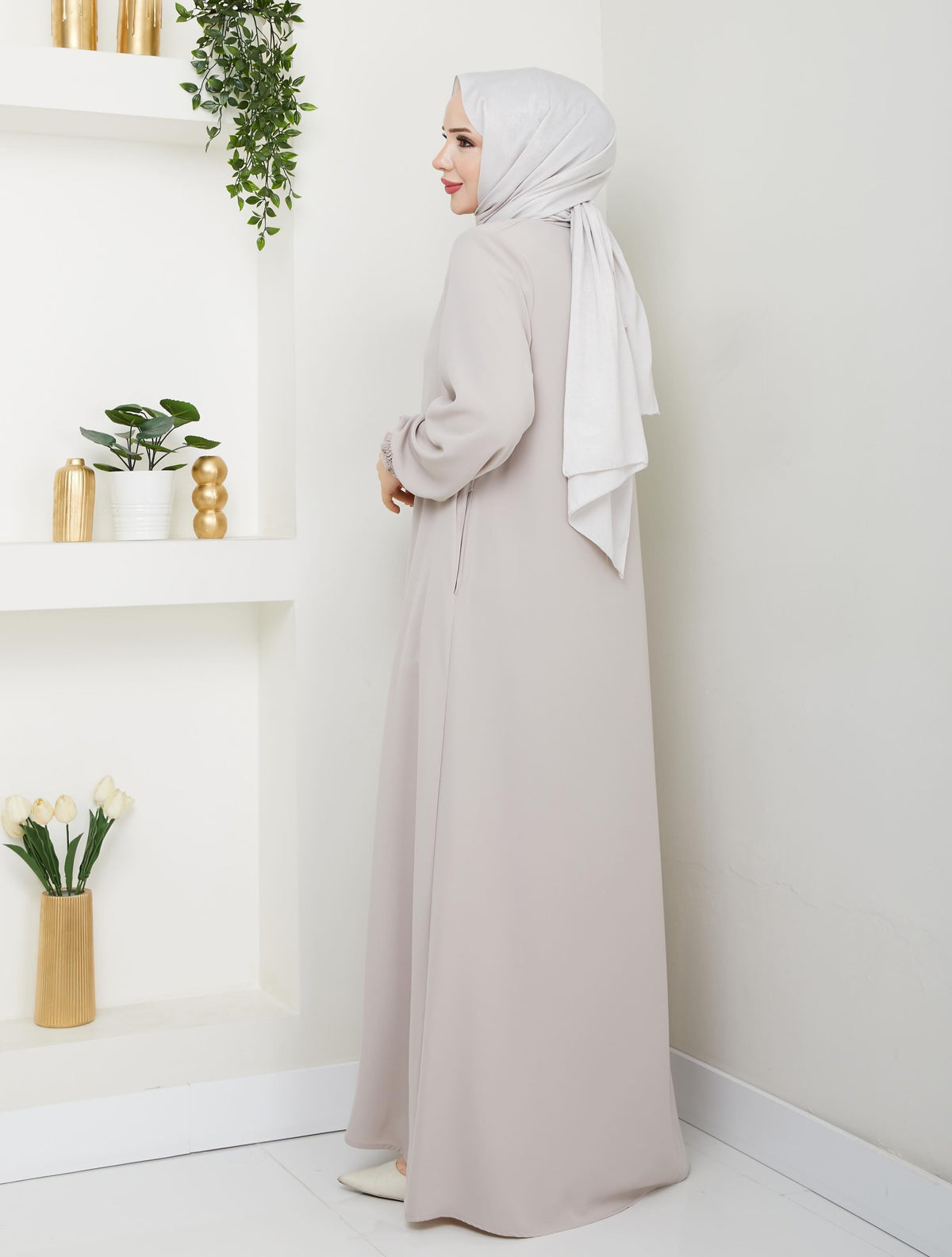 Robe Nisa